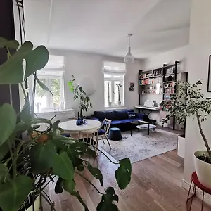 https://retro-apartment-in-center.gdanskhotel.org